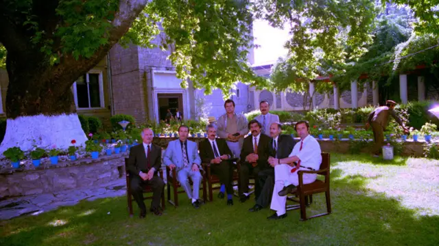 برخی از اعضای هیات مذاکره کننده دولت تاجیکستان