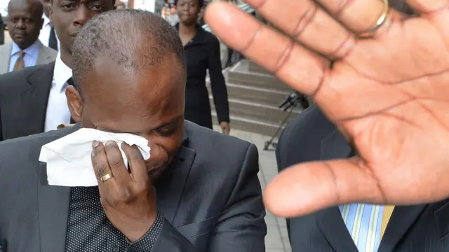 Pastor Eric Adusah leave inquest into di death for March 2015 of im wife Charmain Speirs for Ghana, wia one Coroner for Chelmsford Essex bin give open verdict.