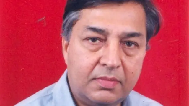 वरिष्ठ पत्रकार वीरेंद्र कपूर