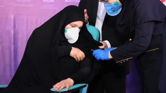 تزریق آزمایشی واکسن در حال تهیه ستاد فرمان امام