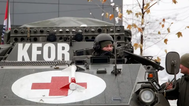 Солдаты KFOR