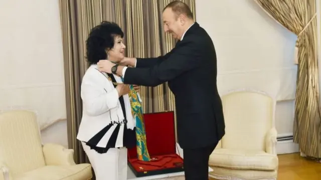 Zeynəb Xanlarova və İlham Əliyev