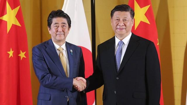 2019年6月27日，中国国家主席习近平在大阪参加G20会见日本首相安倍晋三