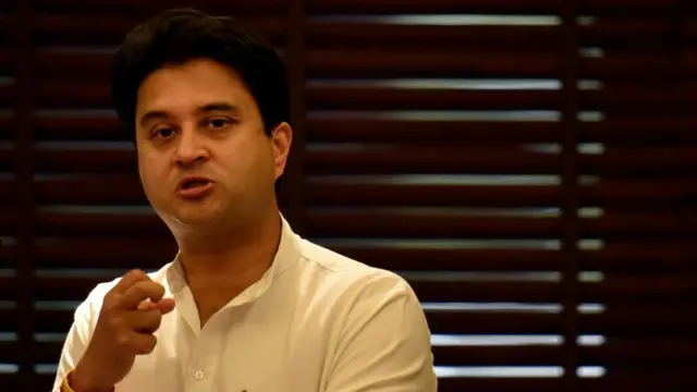 ज्योतिरादित्य शिंदे, काँग्रेस, भाजप, राजकारण, मध्य प्रदेश