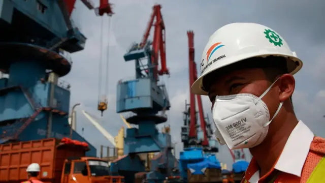 கொரோனா வைரஸ் : டிரெண்டிங்கில் உள்ள காணொளிகள்