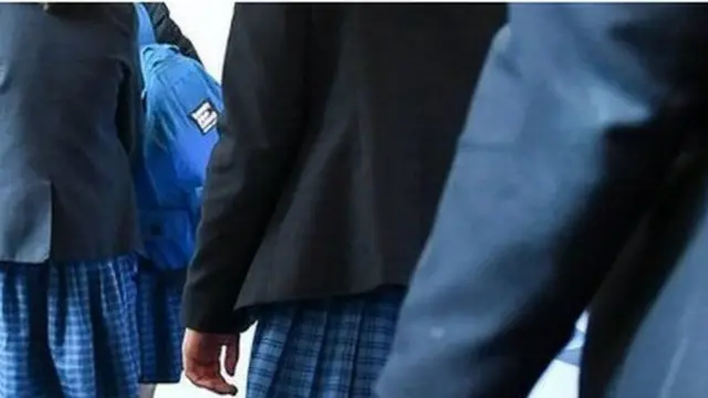 Mnamo mwaka 2017 Rais wa Tanzania John Magufuli alisema kuwa chini ya uongozi wake wasichana wa shule ambao hujifungua watoto hawataruhusiwa tena kurudi shuleni