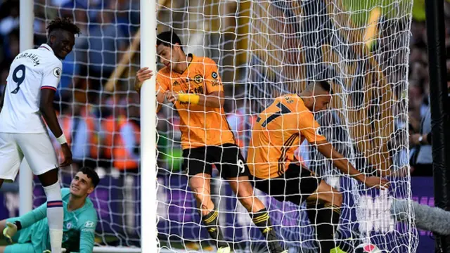 Abhraham onye Chelsea dịka o nyere goolu