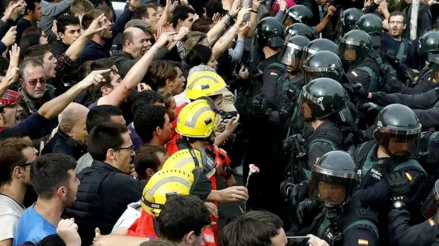 police stopping to vote