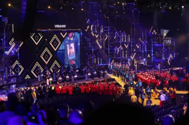 Весь зал стоячи аплодував українським учасникам змагань.