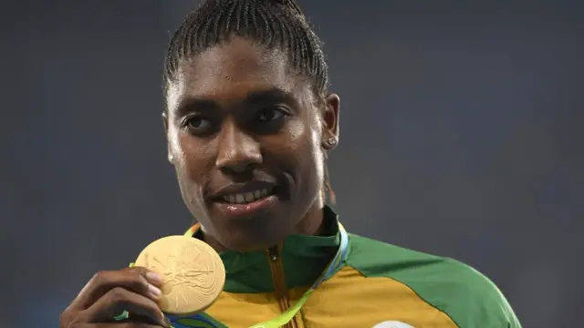 Semenya celebró su oro en Río 2016.