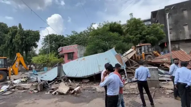 बुलडोज़र कार्रवाई