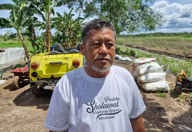 Muhammad Sainal Arifin, peternak ayam petelur di Merauke, Papua Selatan.