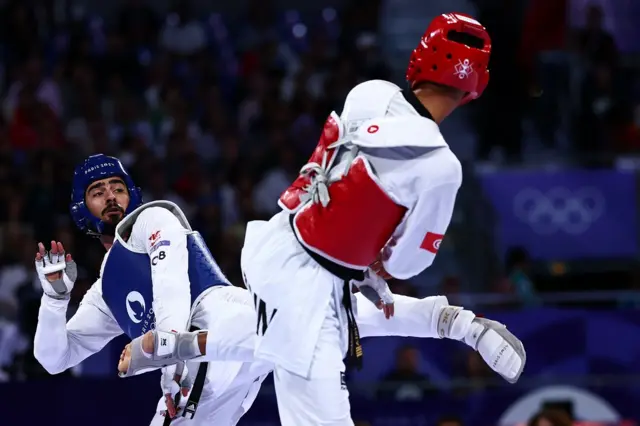 مهران برخورداری مقابل حریف تونسی