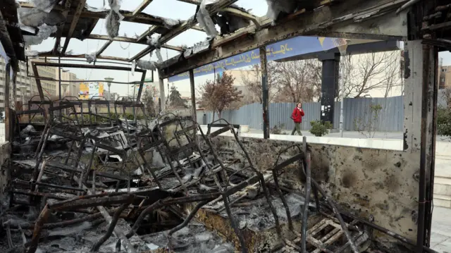 اتوبوس های سوخته در تهران 