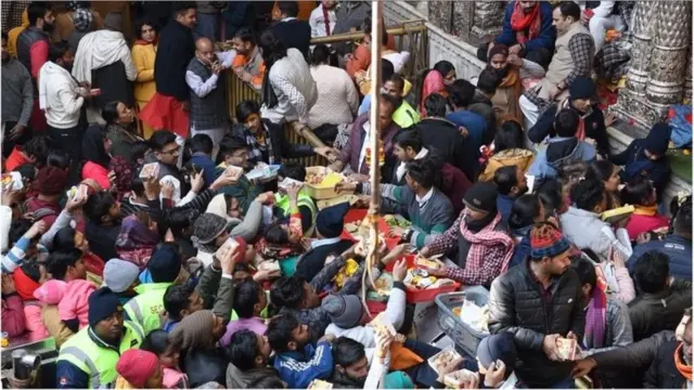 બાંકે બિહારી મંદિરમાં શ્રદ્ધાળુઓની ભીડ રહે છે