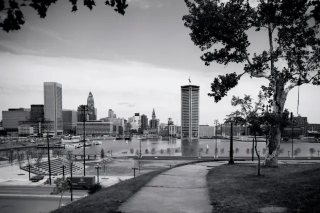 Uma cidade em preto e branco de Baltimore