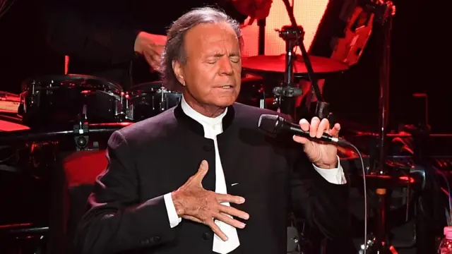 Julio Iglesias