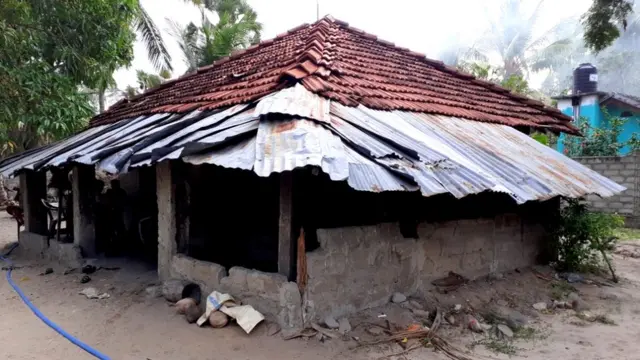 விஜயலட்சுமியின் இல்லம்