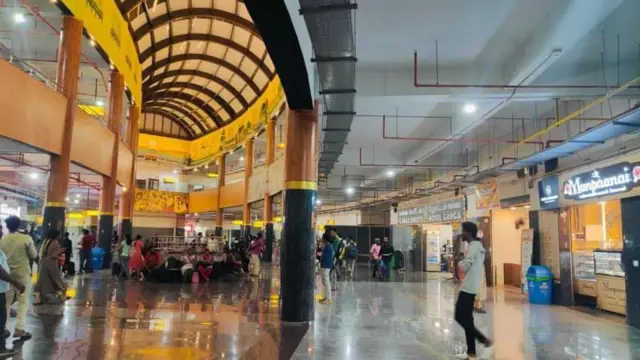 சென்னை கிளாம்பாக்கம் பேருந்து நிலையம்