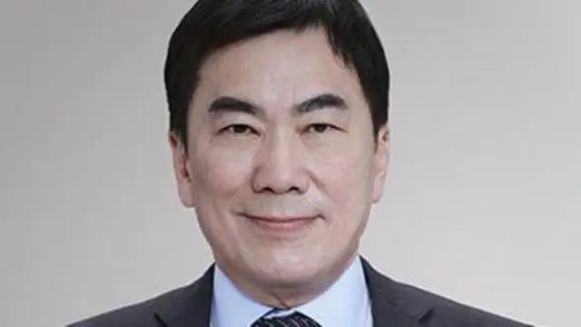 นายวีระวงค์ จิตต์มิตรภาพ กรรมการ และกรรมการสรรหา ค่าตอบแทน และบรรษัทภิบาล ของ SCBX