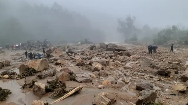 केरळमध्ये भूस्खलन