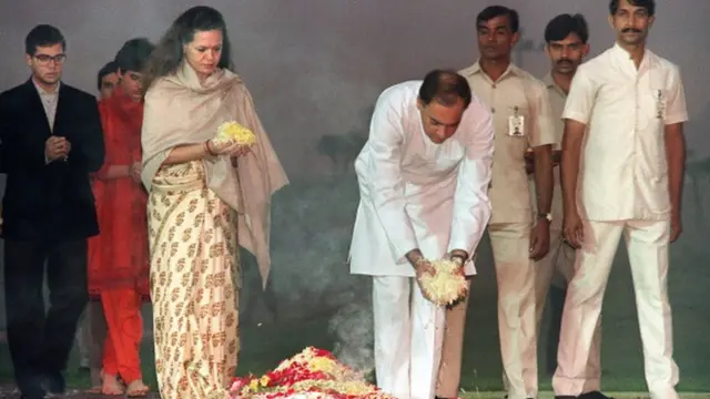 રાજીવ ગાંધી સાથે સોનિયા ગાંધી