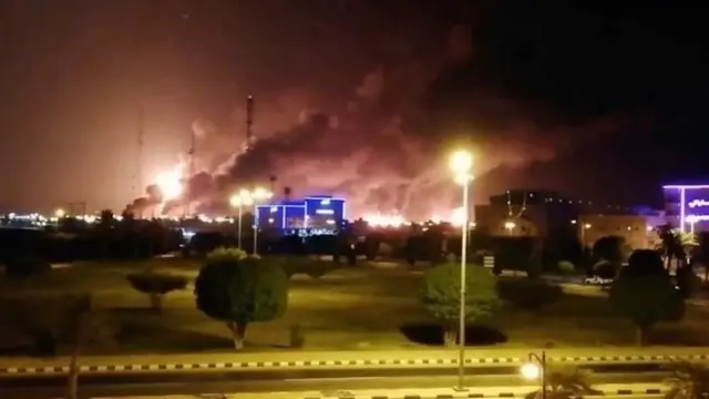تصویر تاسیسات بقیق بعد از حمله