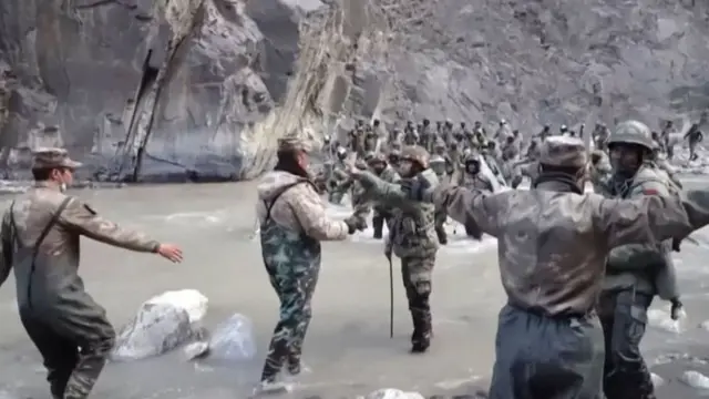 இந்திய சீன துருப்புகள்