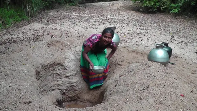 අපිව රජයට අයිති නැතුව ඇති, අපිට මෙහෙම කරන්නෙ."