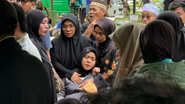 Nuryati, Bekasi, KRL, Bekasi Timur, Tabrakan