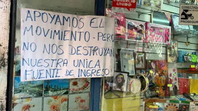 Letrero en un comercio de Valparaíso.