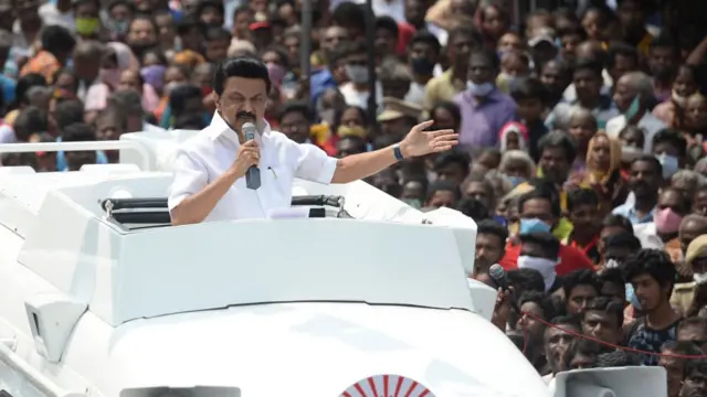 மு க ஸ்டாலின், திமுக தலைவர்