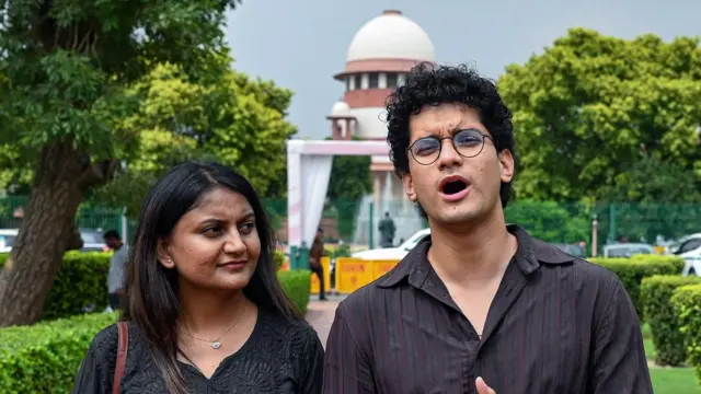 कॉकरोच जनता पार्टी के प्रवक्ता