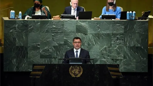 Президент Садыр Жапаров сентябрда БУУнун Башкы ассамблеясында чыгып сүйлөп, Тажикстанды агрессор деп атады