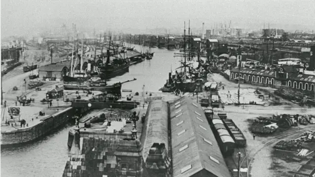 West Bute Dock, Cardiff, in 1900