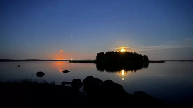 صورة عن بعد لاشتعال الغاز في محطة بورتوفاريا