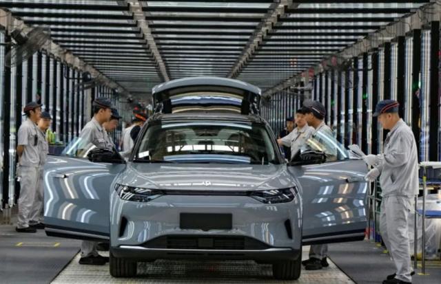 دونالد ترامپ، رقیب انتخاباتی جو بایدن قبلا از سیاست او در ارتباط با خودروهای برقی انتقاد کرده بود