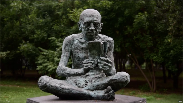 ਚੀਨ, ਮਹਾਤਮਾ ਗਾਂਧੀ