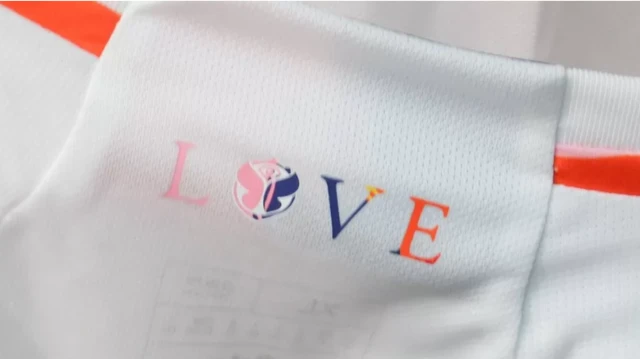 ਬੈਲਜੀਅਮ ਟੀਮ ਦੀ ਕਮੀਜ਼ 