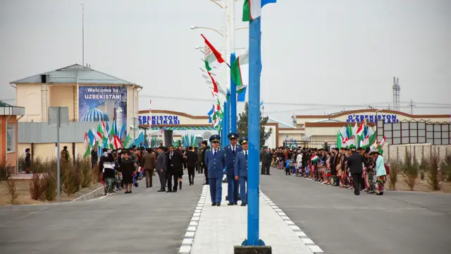 بازگشایی گذرگاه «سرزم» میان پنجیکت و سمرقند