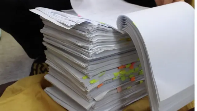 소년법정 재판 내용을 정리한 일지, 천판사는 하루에 180-200여 건을 판결해야하는 날도 있었다고 했다