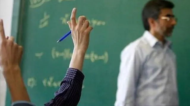 معاون سازمان برنامه و بودجه امروز در جلسه علنی مجلس شورای اسلامی گفته «وزارت آموزش و پرورش ۲۷ اسفند ماه بار مالی ناشی از رتبه بندی را به این سازمان اعلام کرد»