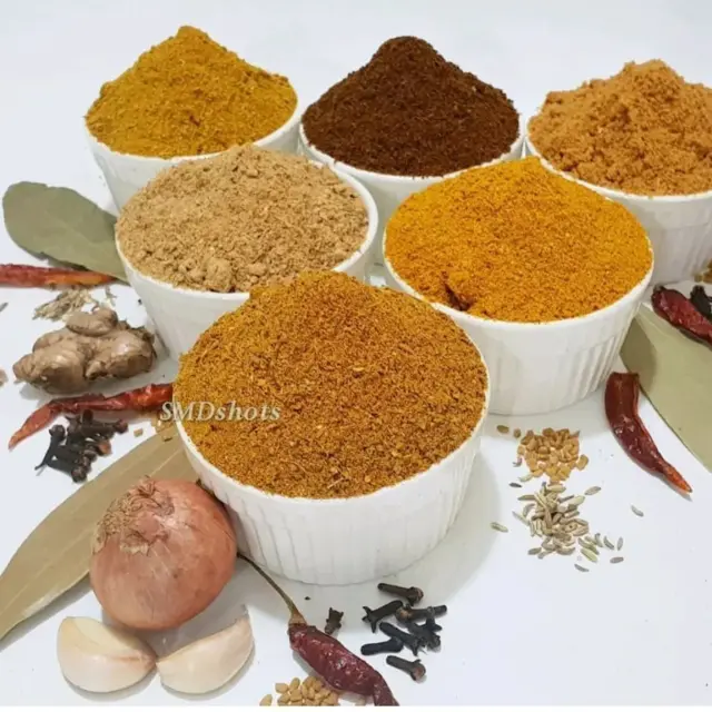 Some of di spices wey Sherifah Yunus use her hand make