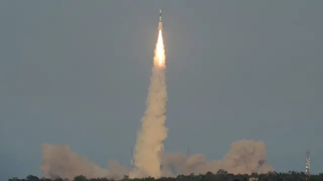 ඉන්දියාවේ අසල්වැසියන් වෙත පිදෙන "මිල කළ නොහැකි තෑග්ගක්"