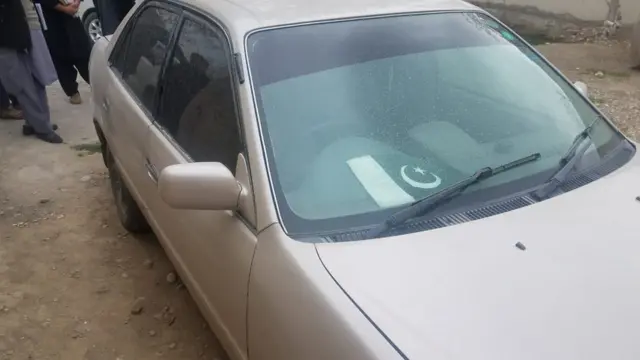 گاڑی