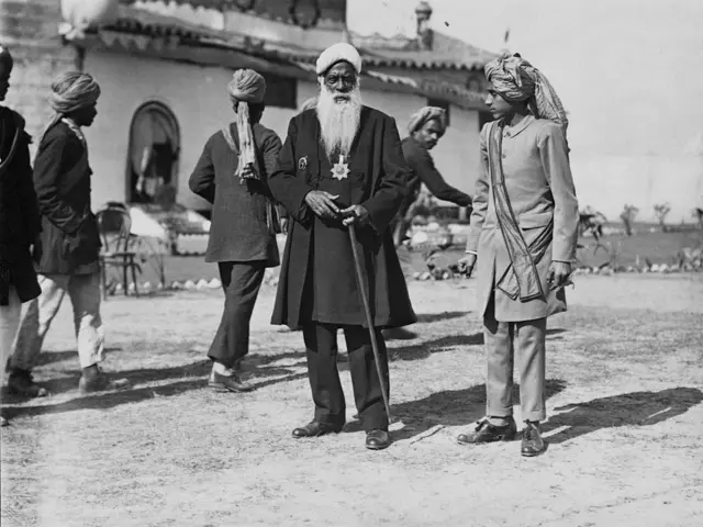 કૉંગ્રેસ, સુરત, અધિવેશન, 1907, ઇતિહાસ, ગુજરાત, ગુજરાતી, સમાચાર,ગુજરાત સમાચાર, તિલક, ફિરોઝશાહ મહેતા, ગોપાલકૃષ્ણ ગોખલે, લોકમાન્ય તિલક, બીબીસી