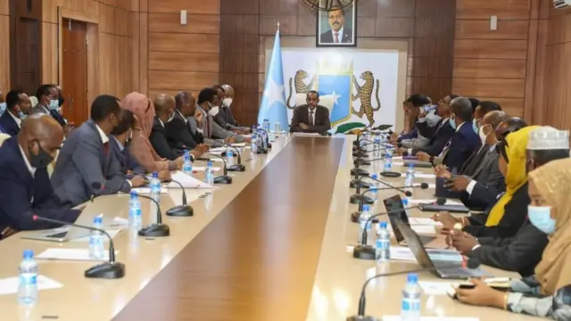 Ra'iisul Wasaare Rooble ayaa majaraha u haya hannaanka doorashada