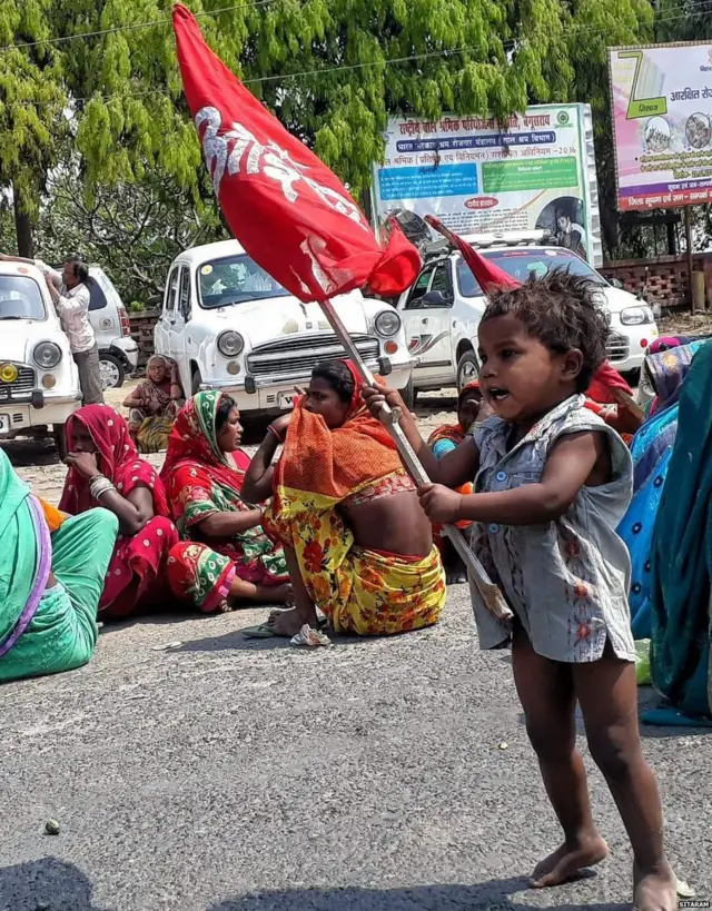 ये तस्वीर बेगुसराय में हो रहे प्रदर्शन की है.