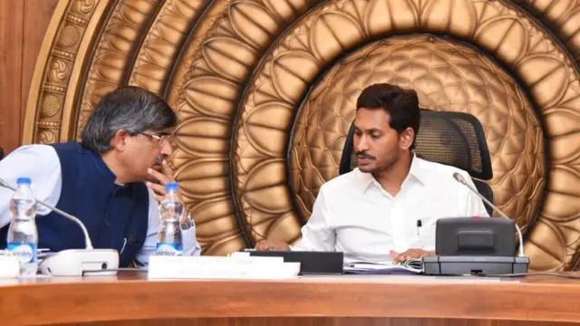 వైఎస్ జగన్