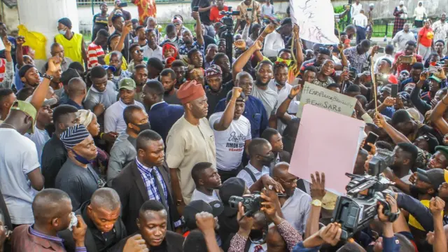 Gomina Makinde atawọn oluwọde